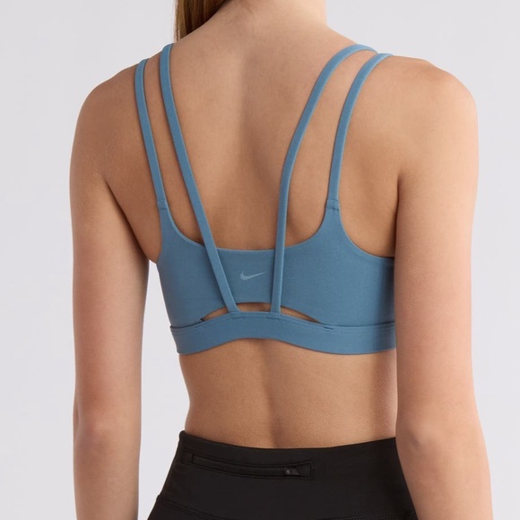 Nike NEW Zenvy strappy light support padded support bra - Picture 2 of 9